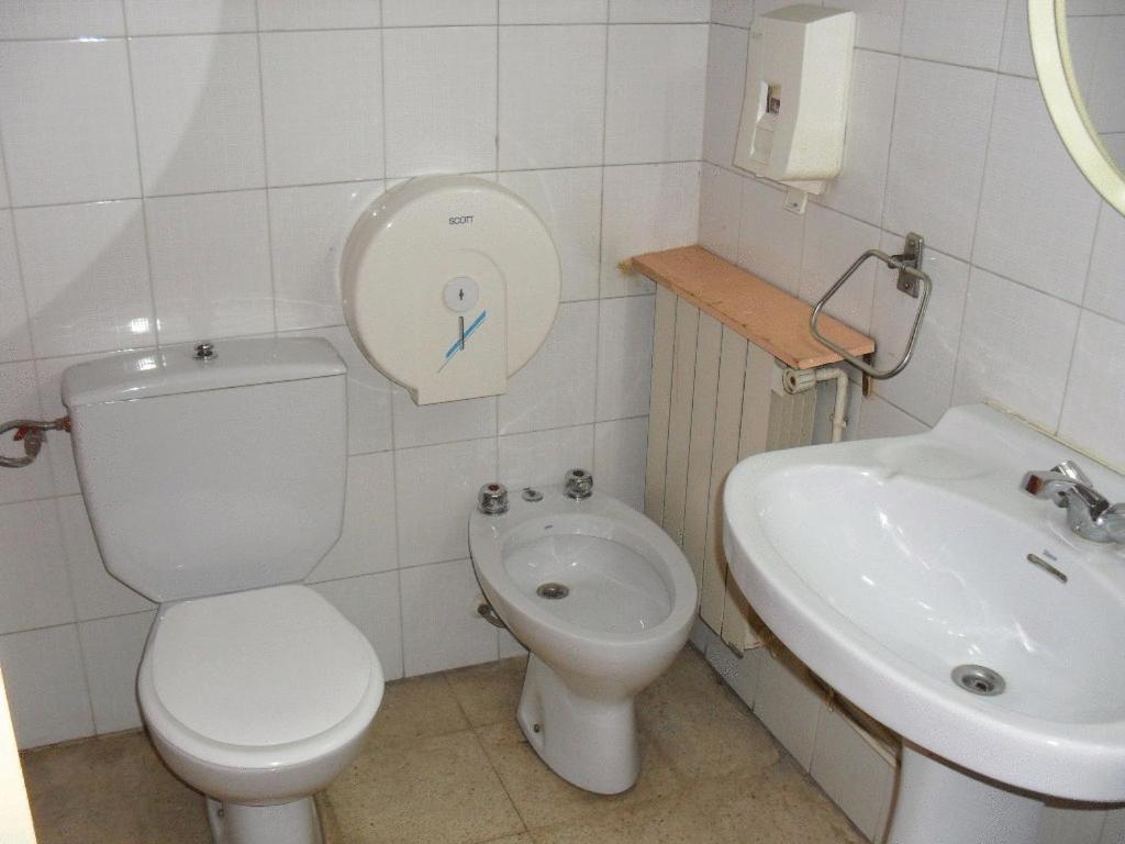 Hotel Pension Mode Лерида Екстериор снимка